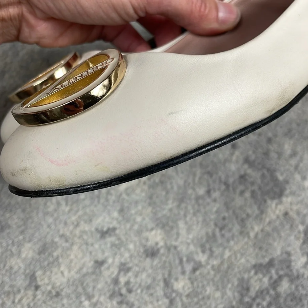 Valentino Calliope Leather Ballet Flats V Medallion Ivory Cream Sz 8 - Picture 12 of 14